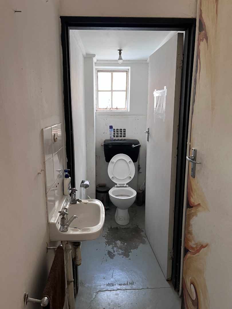 To Let Commercial Property for Rent in Woodstock Western Cape